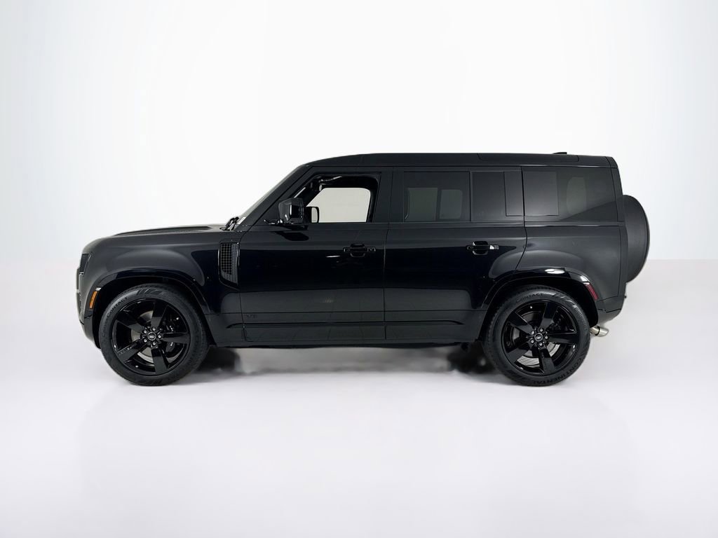Used 2025 Land Rover Defender 110 V8 AWD/4WD image 2