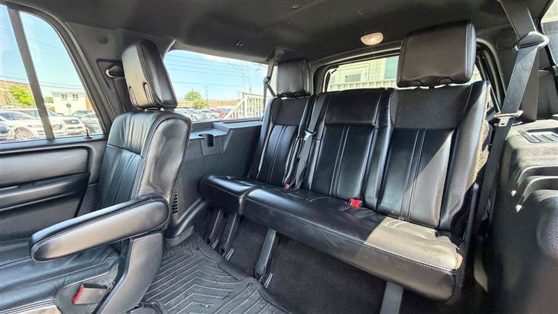 Used 2016 Lincoln Navigator L Select AWD/4WD image 42