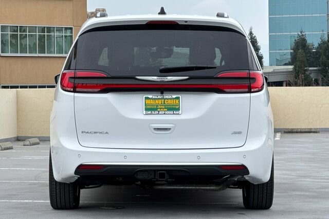 New 2026 Chrysler Pacifica Pinnacle image 5