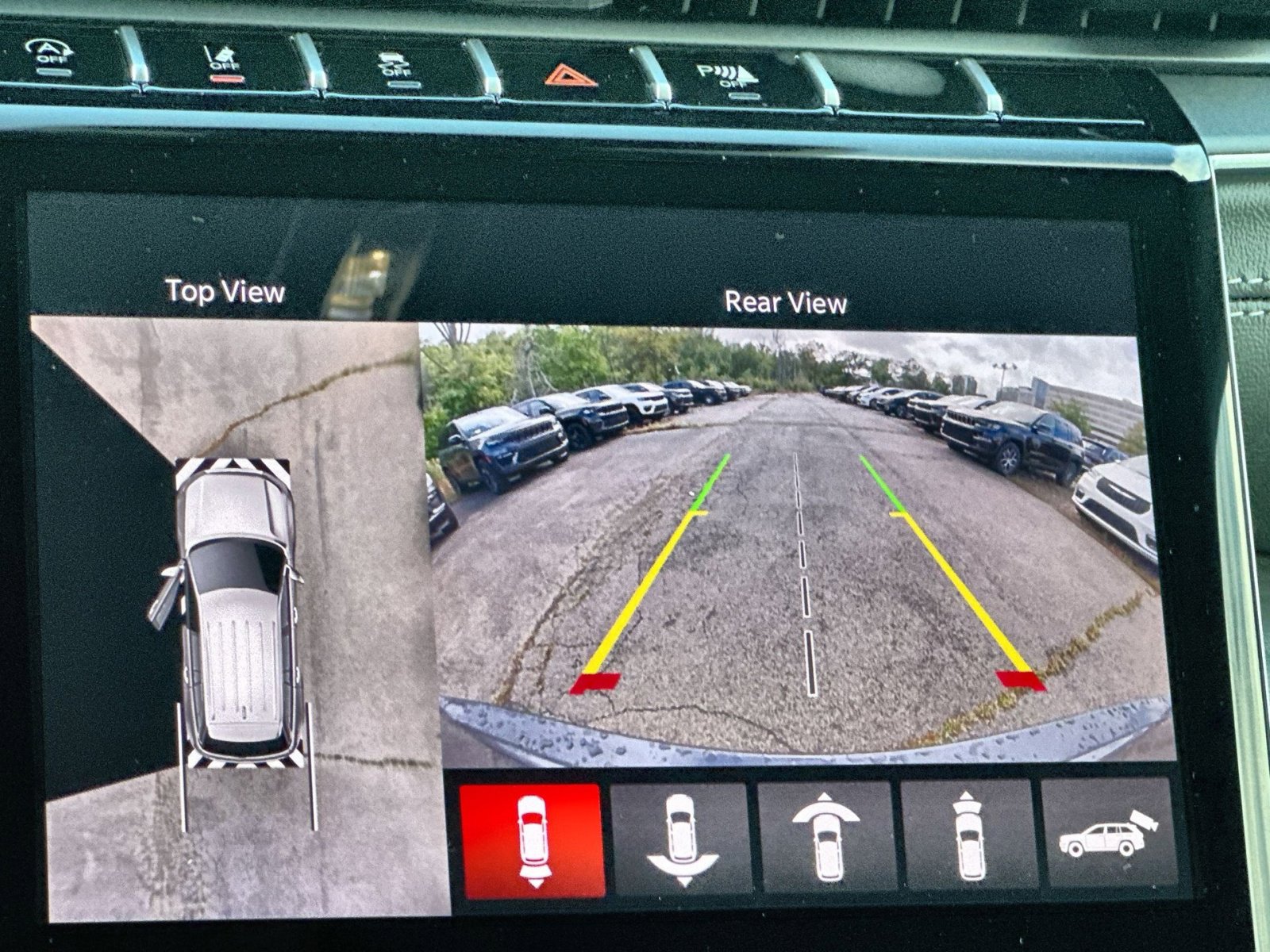 New 2025 Jeep Grand Cherokee Limited w/ Luxury Tech Group II image 19