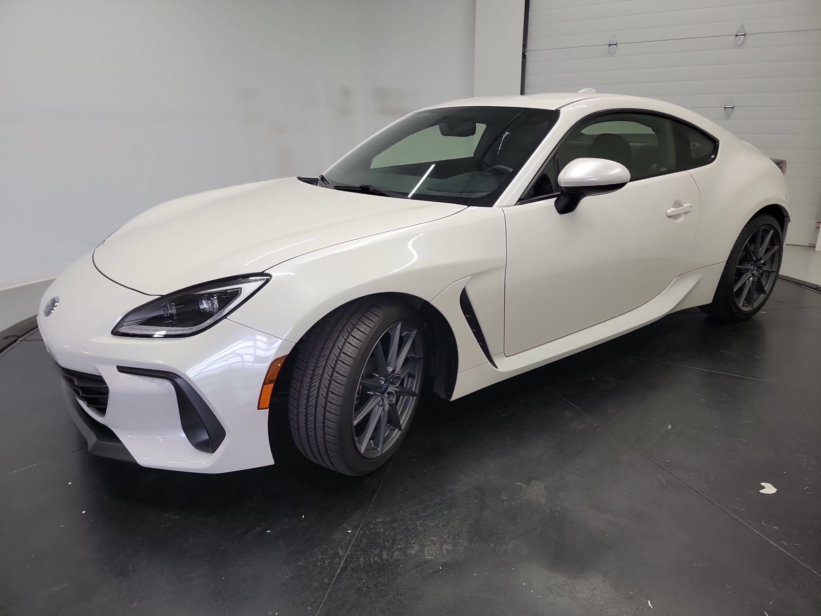 Used 2023 Subaru BRZ Limited RWD video 3