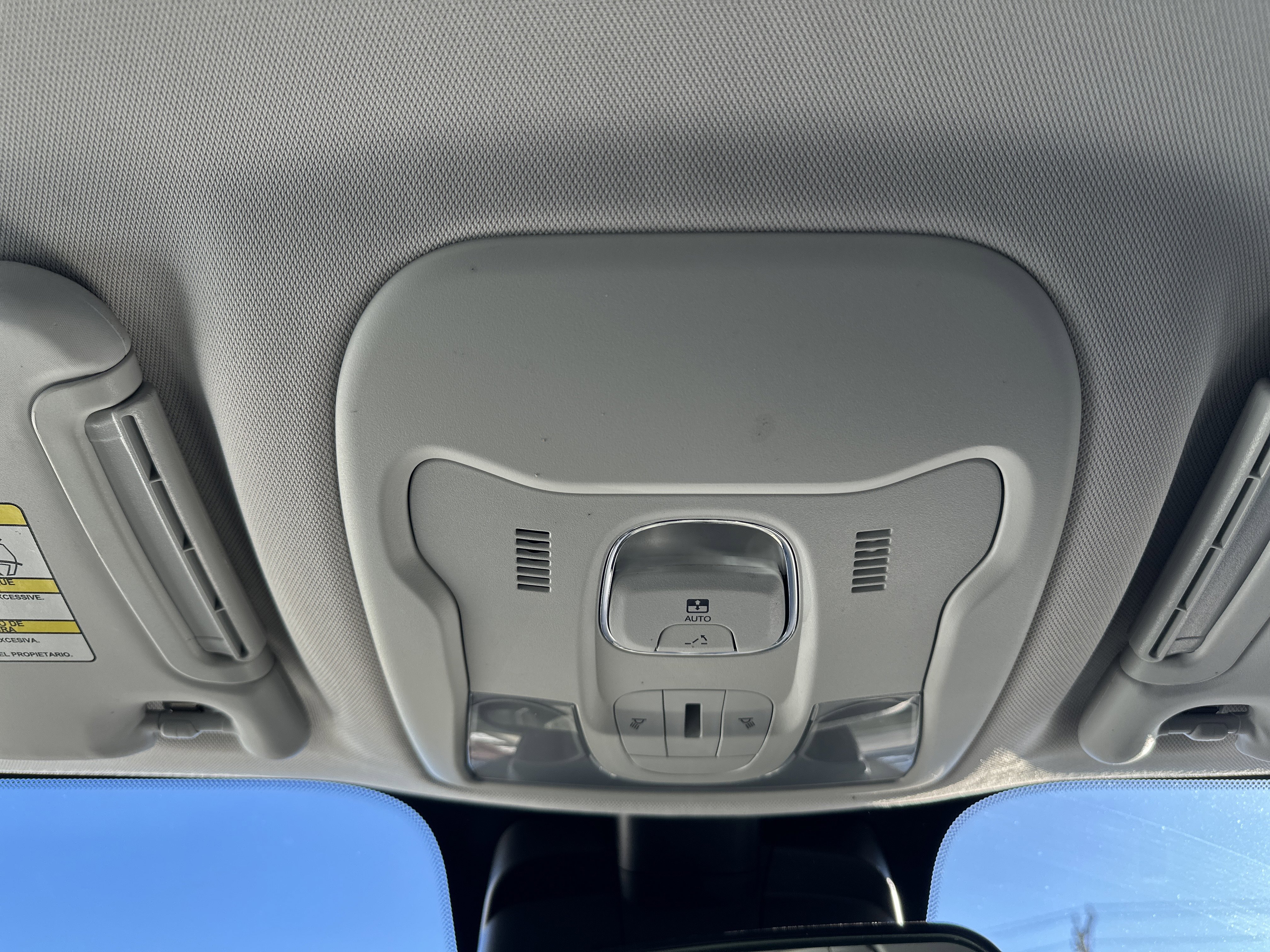 Used 2016 Jeep Renegade 75th Anniversary image 18