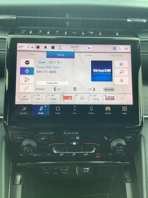 Certified 2023 Jeep Grand Cherokee L Limited AWD/4WD image 31