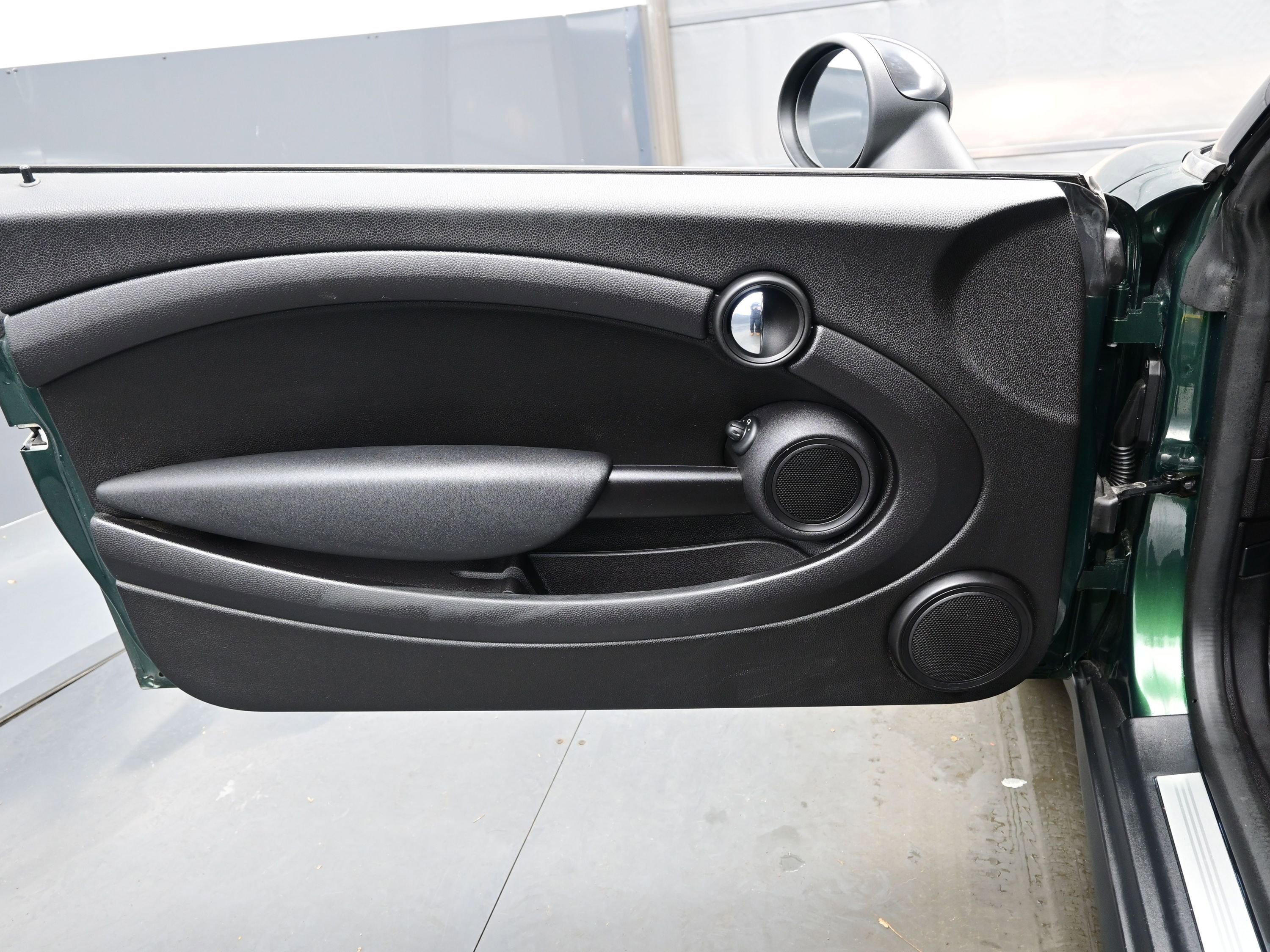 Used 2013 MINI Cooper Coupe image 9