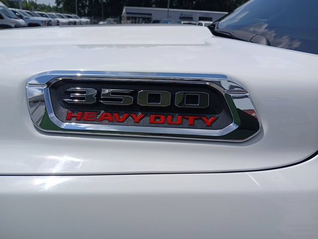 Used 2020 RAM 3500 Tradesman w/ Chrome Appearance Group AWD/4WD image 11