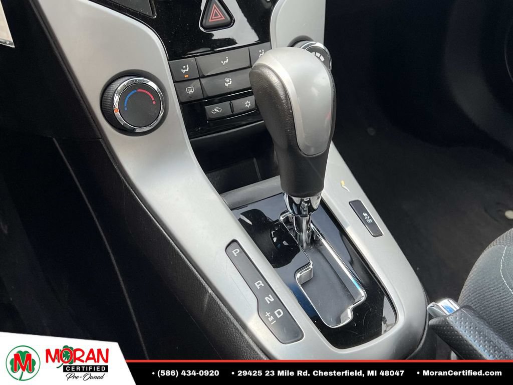 Used 2012 Chevrolet Cruze LT FWD image 21