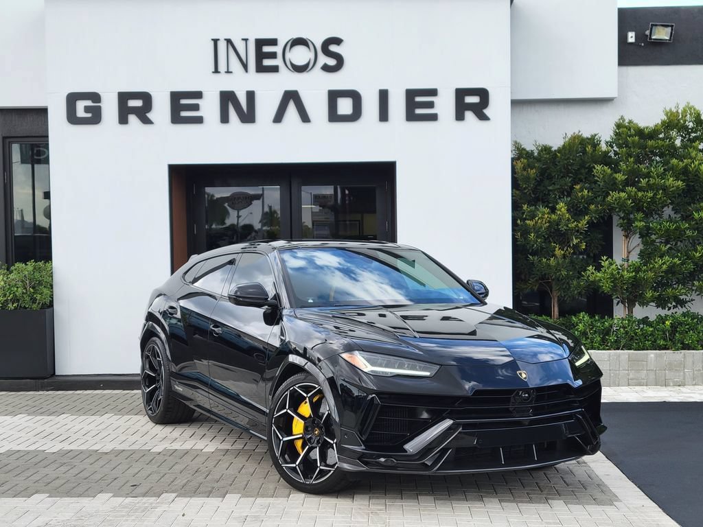 Used 2023 Lamborghini Urus Performante AWD/4WD image 1
