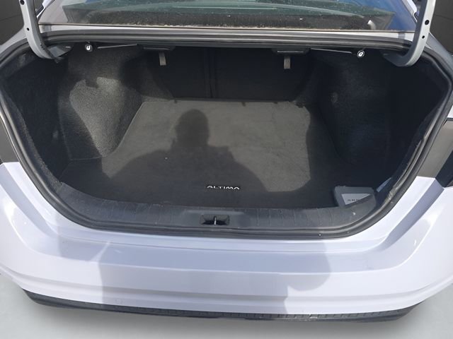 Certified 2024 Nissan Altima 2.5 SR image 10