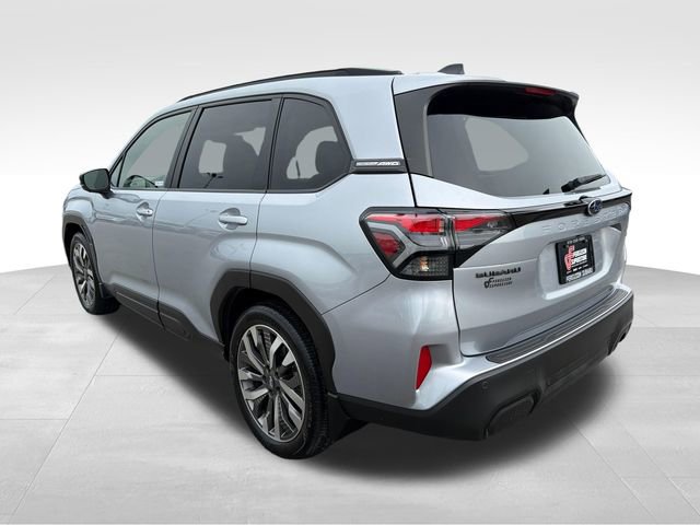 Certified 2025 Subaru Forester Touring AWD/4WD image 5
