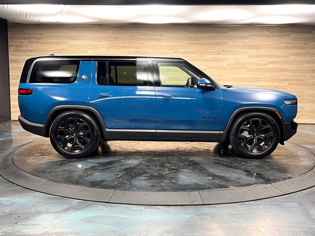 Used 2025 Rivian R1S Adventure AWD/4WD image 28