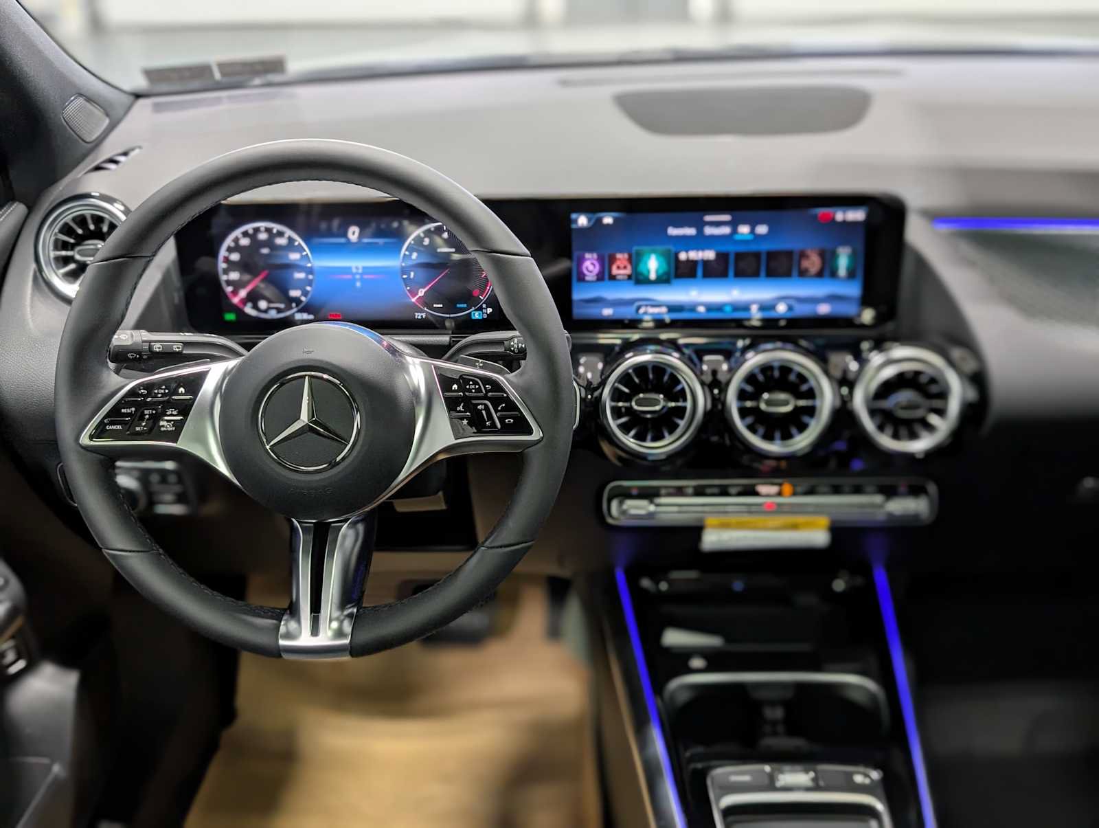 New 2026 Mercedes-Benz GLA 250 4MATIC image 5