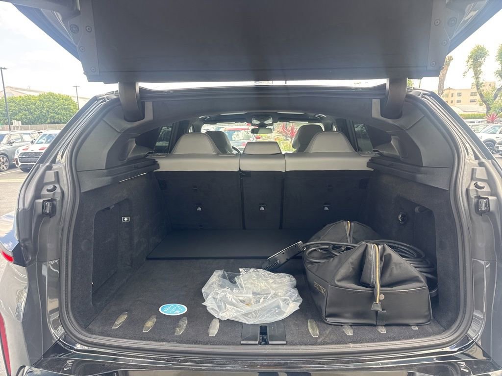 Used 2026 BMW XM Label Red AWD/4WD image 11