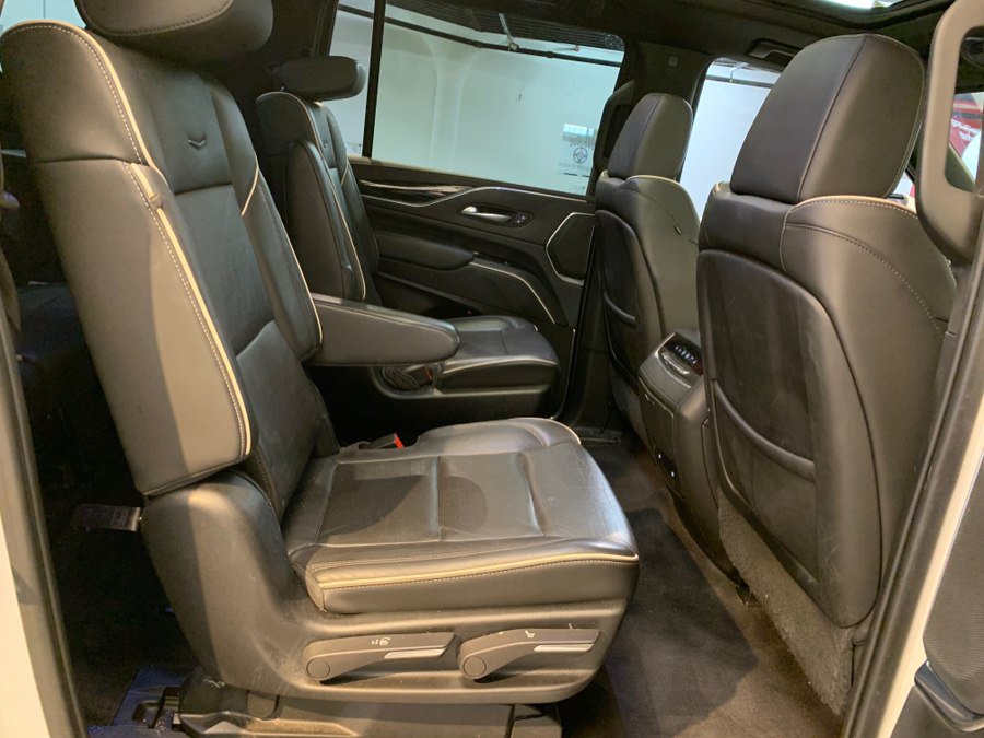 Used 2022 Cadillac Escalade ESV Sport w/ Touring Package AWD/4WD image 74