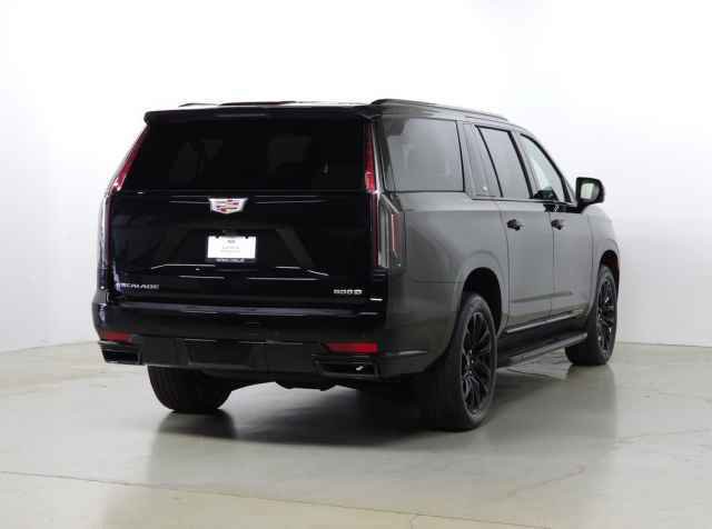 Used 2023 Cadillac Escalade ESV Sport image 8