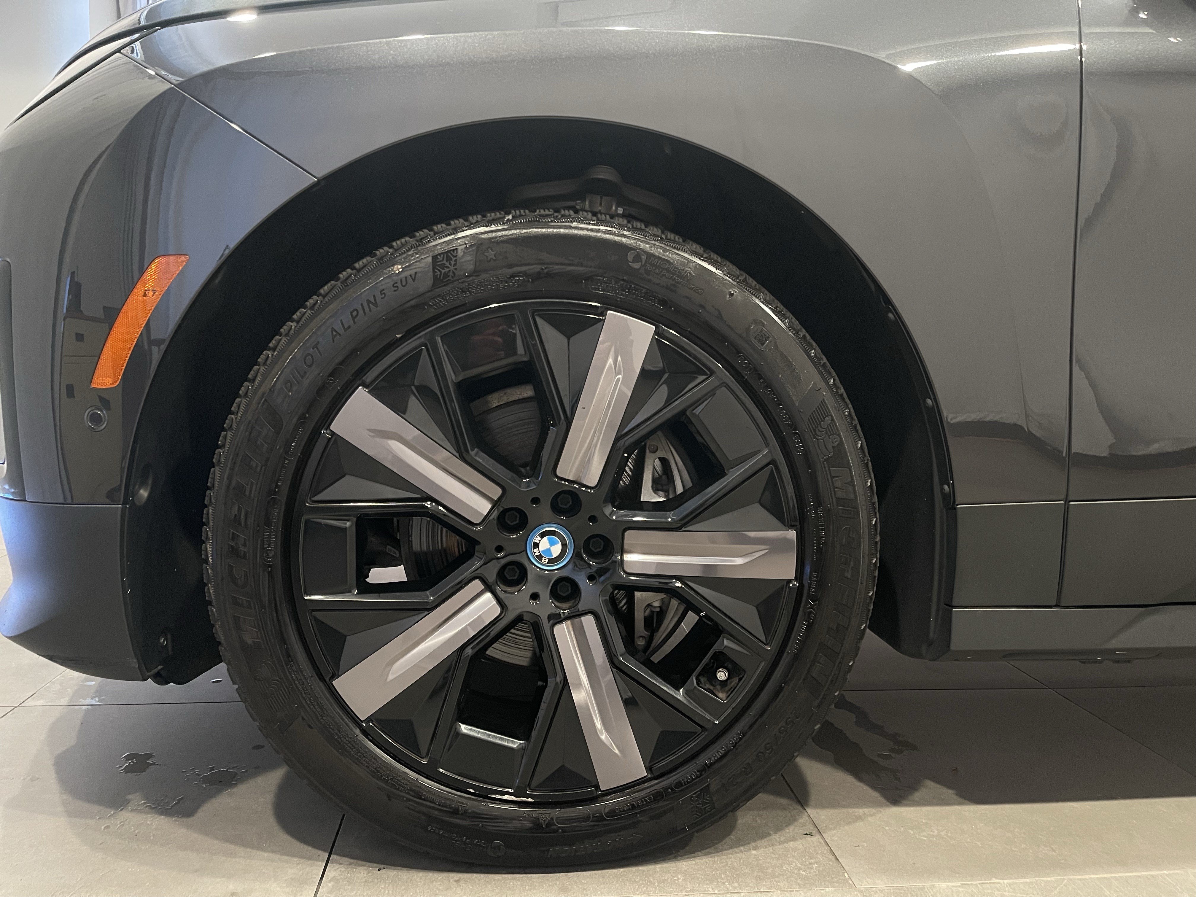 Certified 2024 BMW iX xDrive50 AWD/4WD image 7