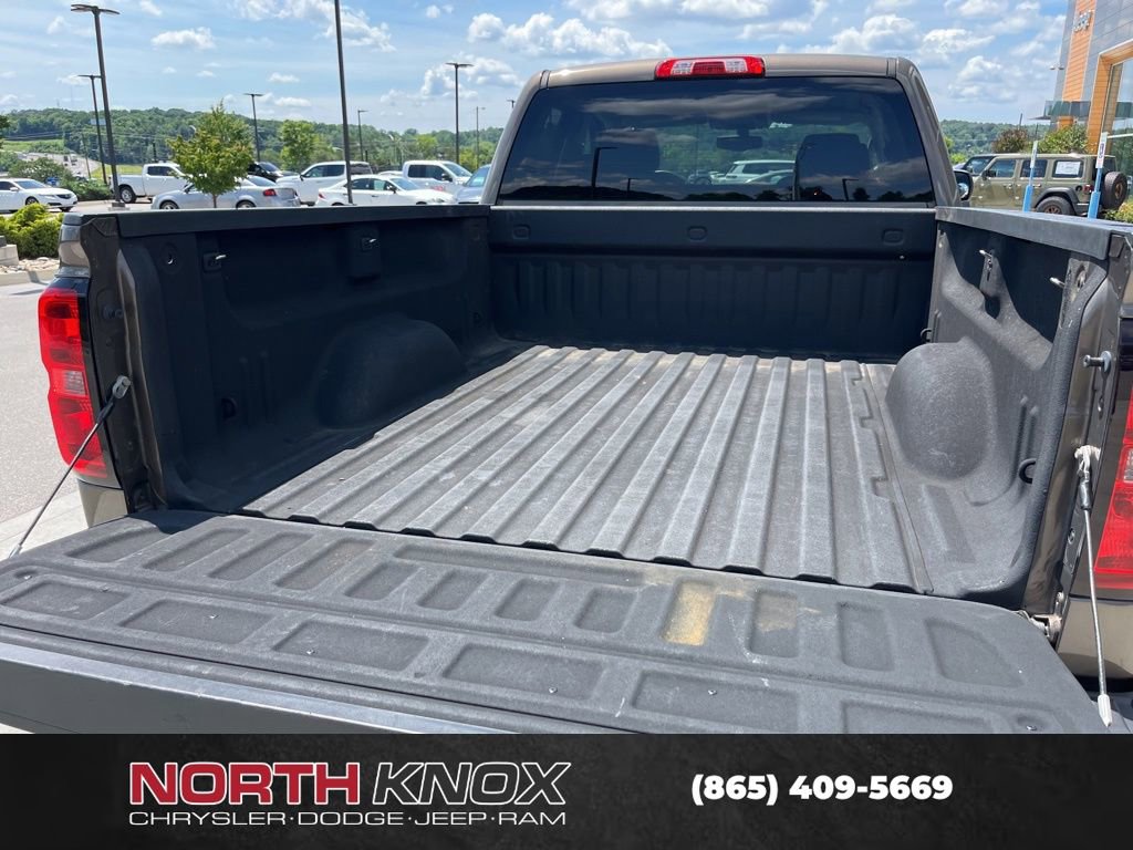 Used 2015 Chevrolet Silverado 1500 LT w/ LT Convenience Package AWD/4WD image 19