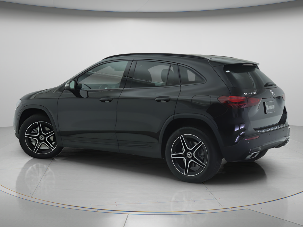 New 2026 Mercedes-Benz GLA 250 image 2