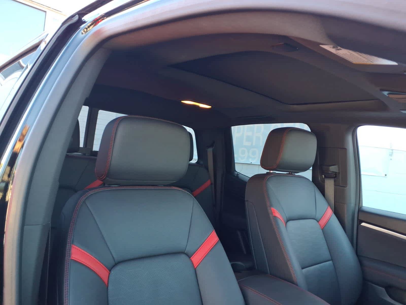 Used 2023 Chevrolet Colorado Z71 w/ Z71 Convenience Package 2 AWD/4WD image 19