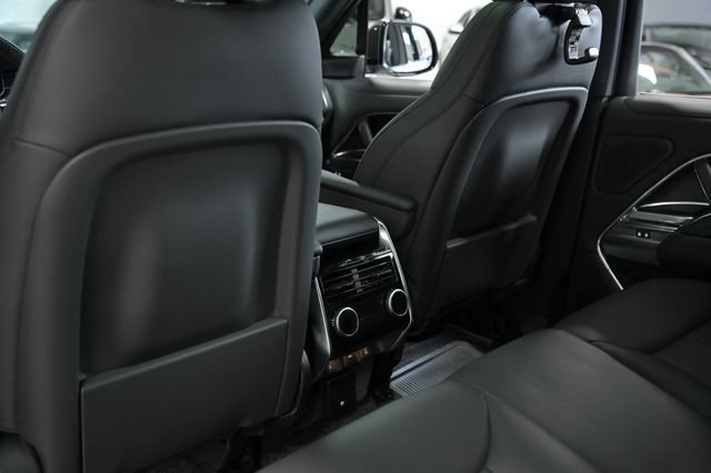 Used 2026 Land Rover Range Rover SE AWD/4WD image 25