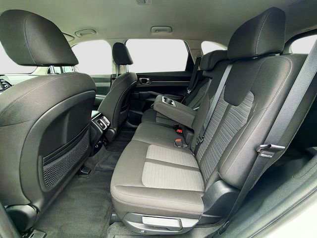 Used 2023 Kia Sorento LX FWD image 22