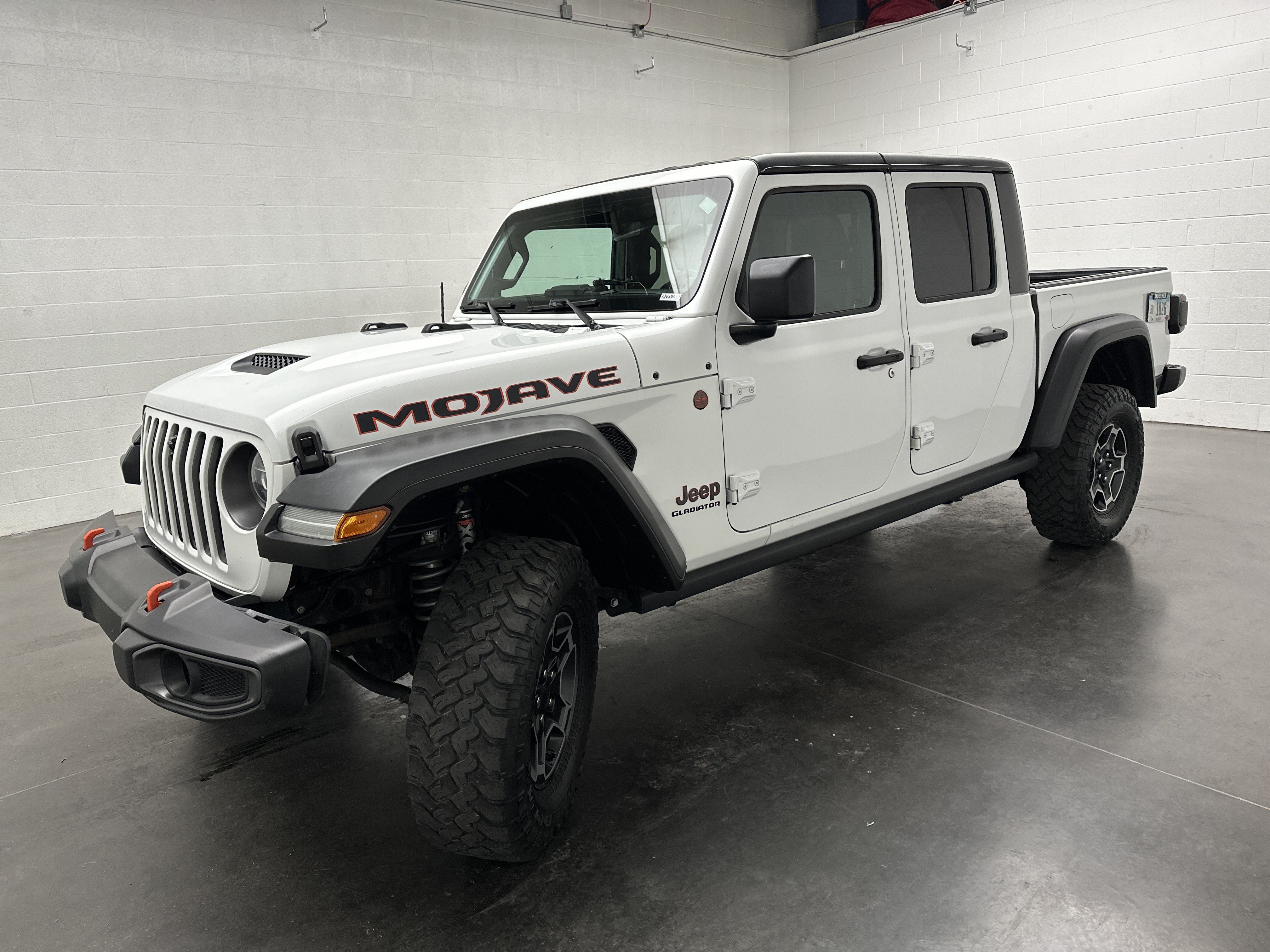 Used 2021 Jeep Gladiator Mojave AWD/4WD image 4