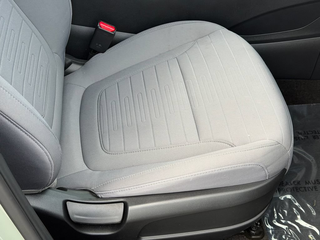 Used 2024 Hyundai Santa Cruz SE AWD/4WD image 14