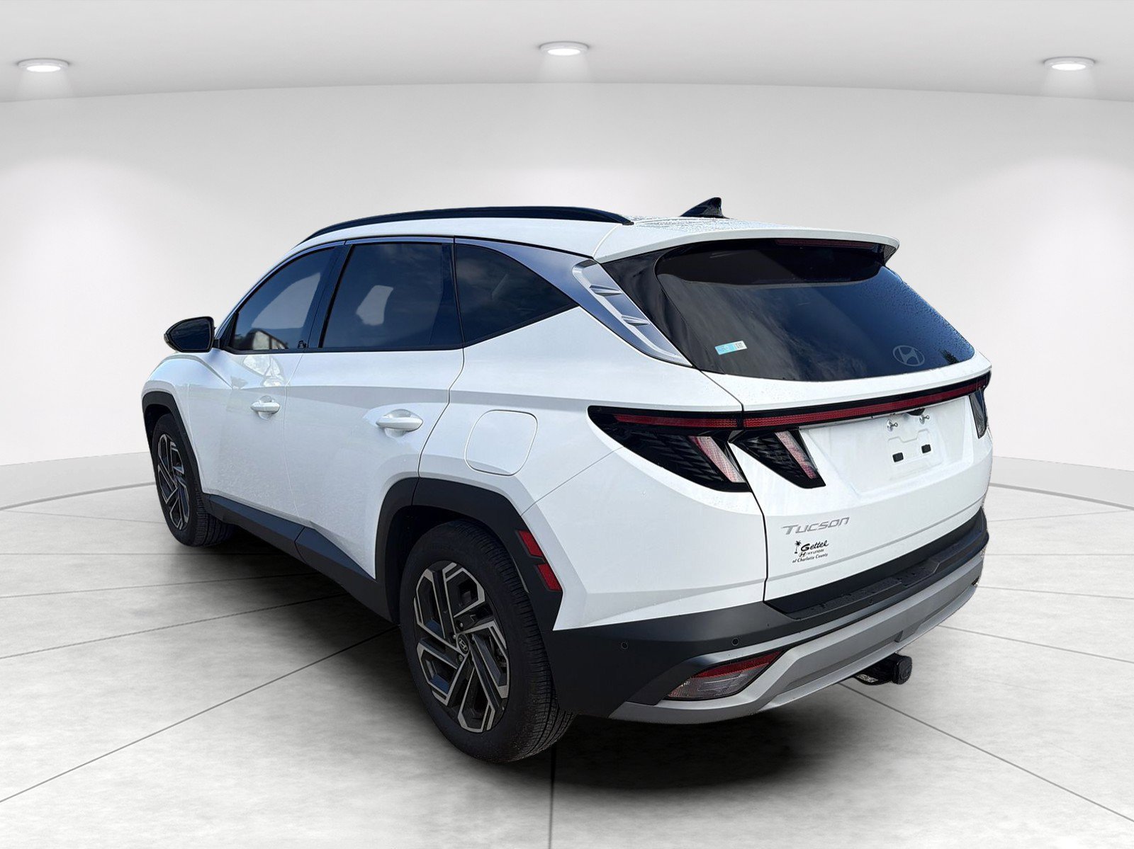 Used 2025 Hyundai Tucson Limited FWD image 6