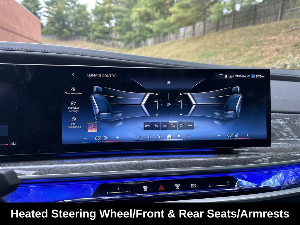 Used 2024 BMW 740i xDrive image 25