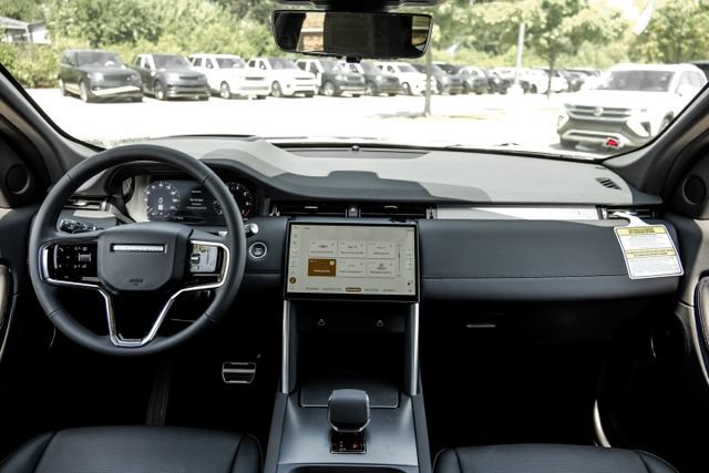 New 2026 Land Rover Discovery Sport Landmark AWD/4WD image 18