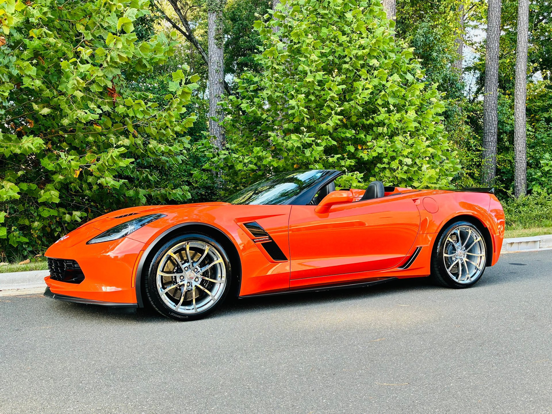 Used 2019 Chevrolet Corvette Grand Sport RWD image 18