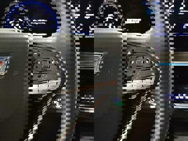 Certified 2022 Cadillac Escalade Premium Luxury image 20