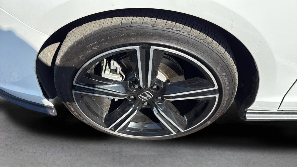 Used 2023 Honda Accord Sport image 10