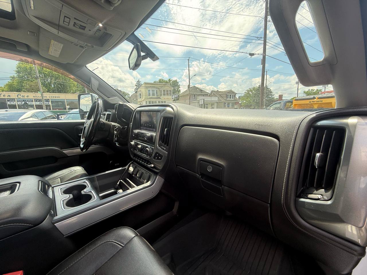 Used 2019 Chevrolet Silverado 2500 LTZ w/ Duramax Plus Package AWD/4WD image 21