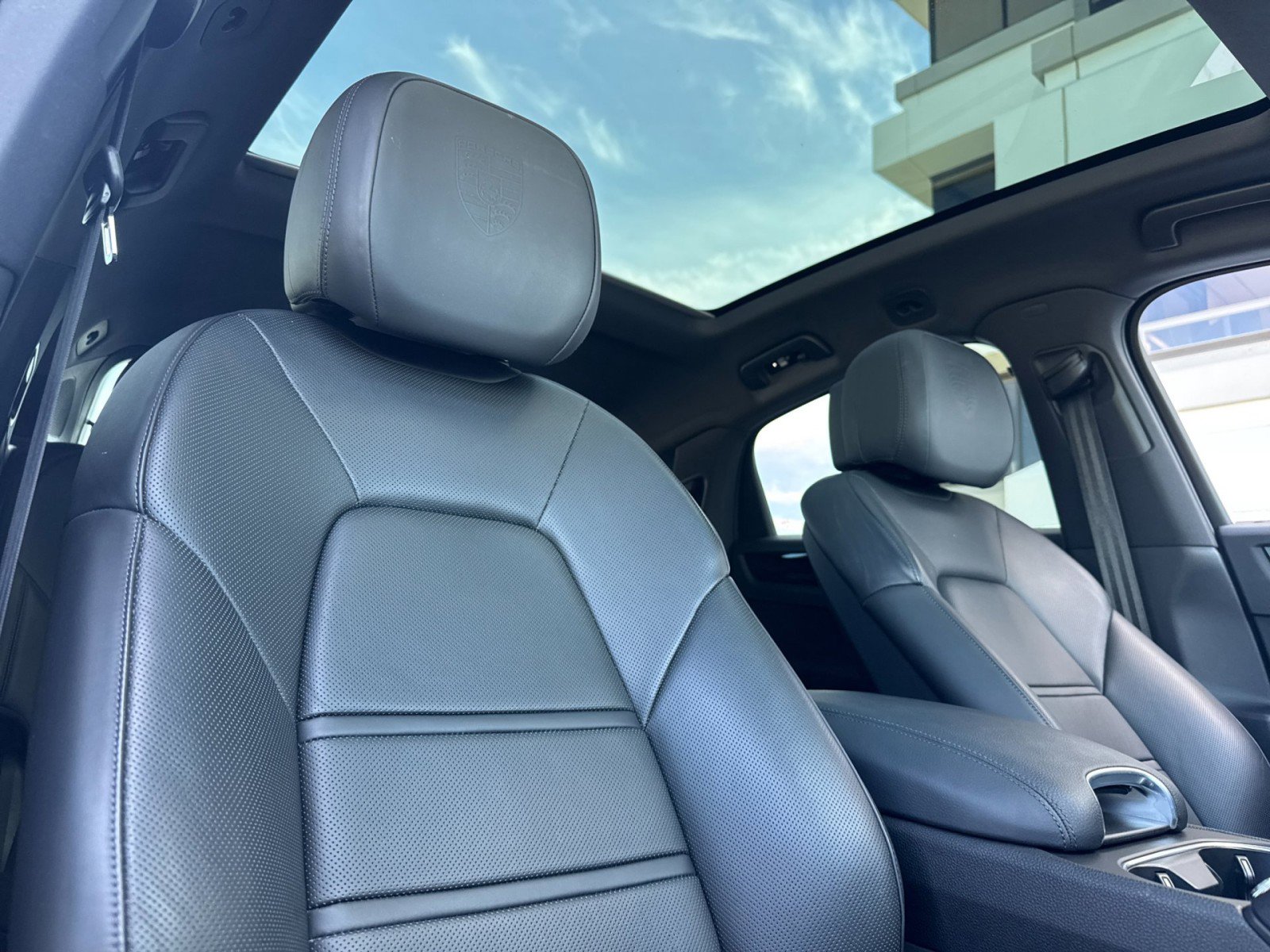 Certified 2023 Porsche Cayenne Coupe image 17