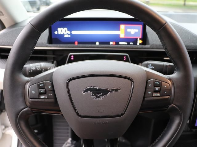 Used 2025 Ford Mustang Mach-E Premium AWD/4WD image 26