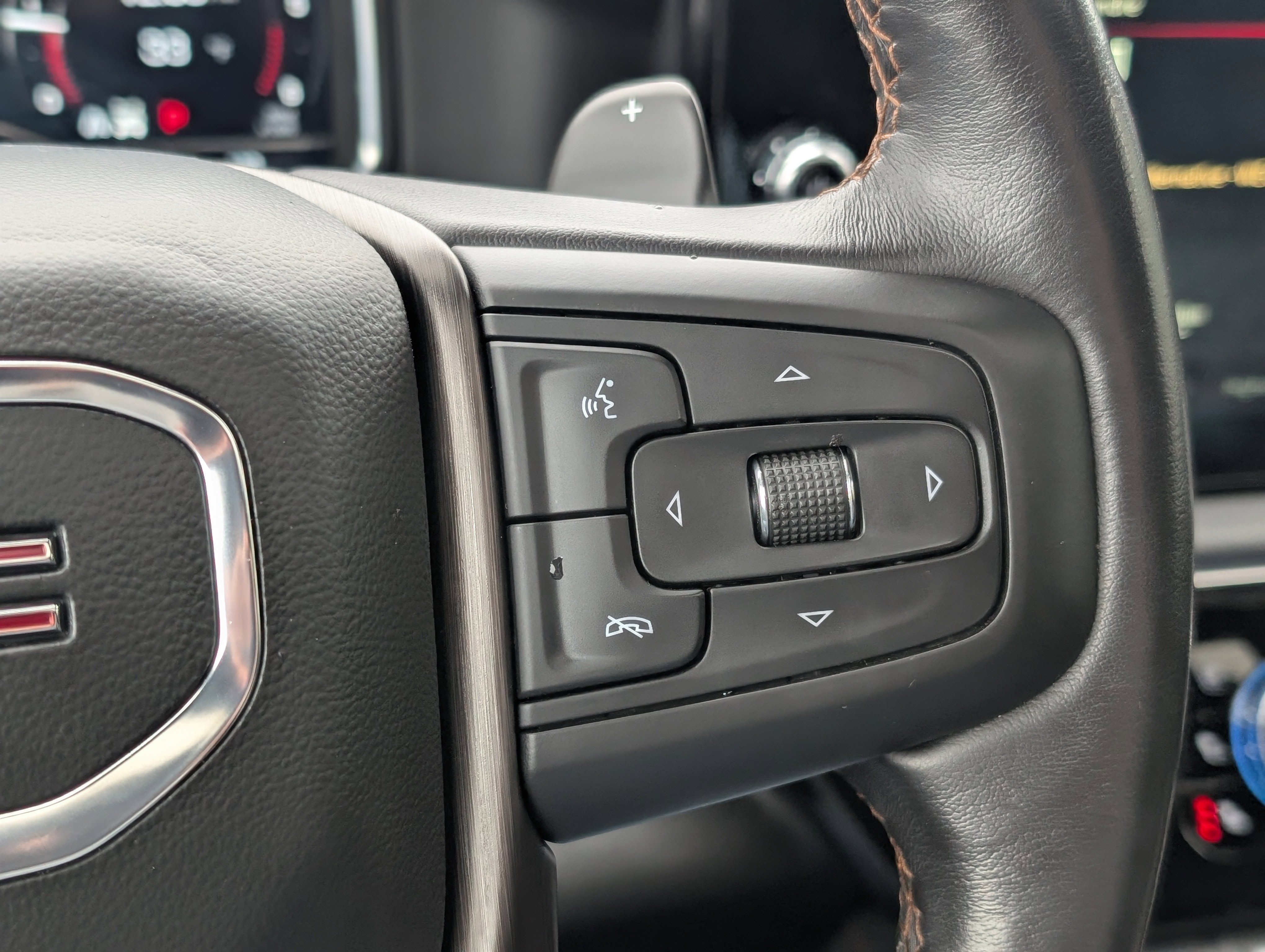 Used 2022 GMC Sierra 1500 AT4 w/ AT4 Preferred Package image 19