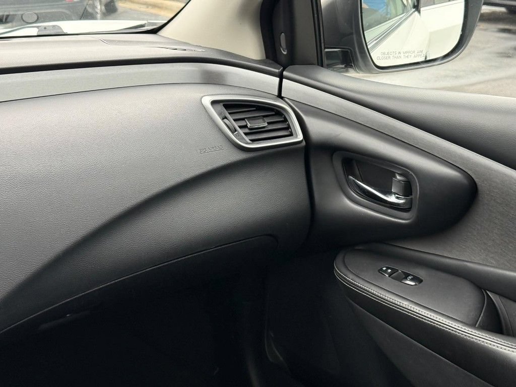 Used 2019 Nissan Murano SV AWD/4WD image 12