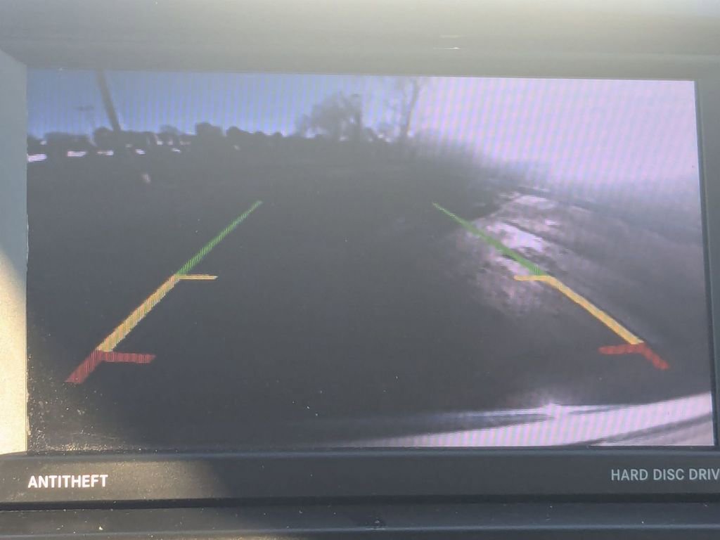 Used 2020 Dodge Grand Caravan SE image 25