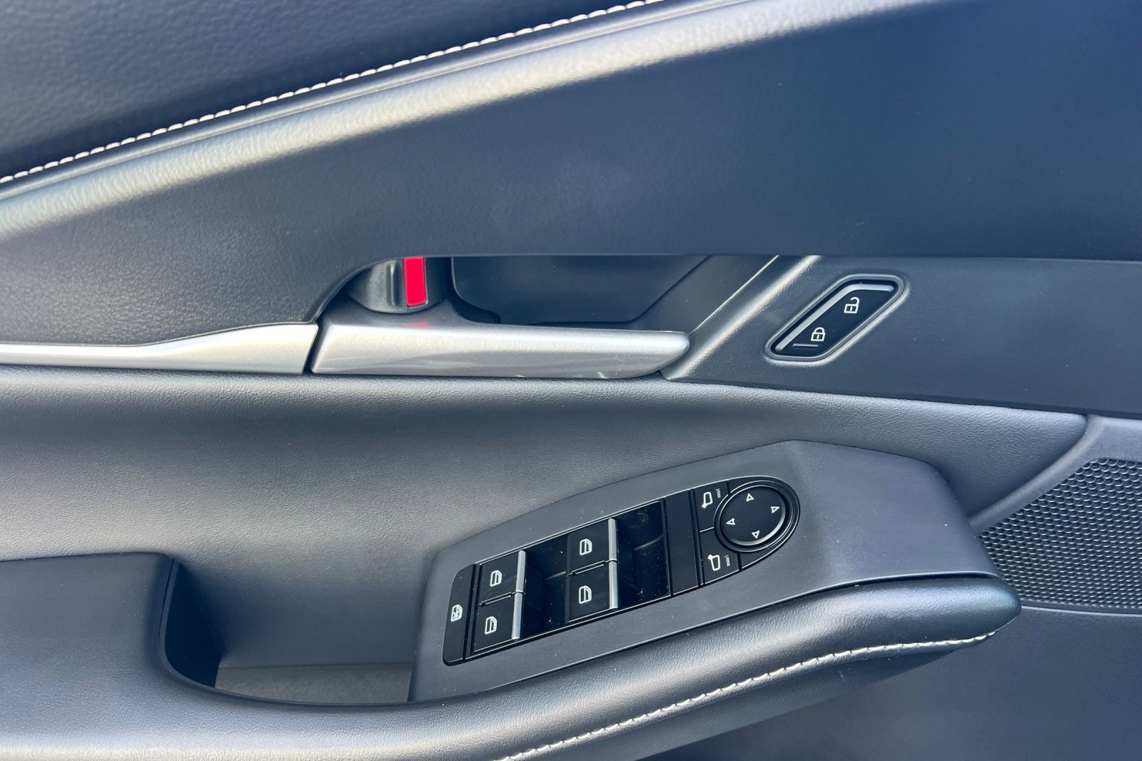 New 2026 MAZDA CX-30 AWD 2.5 S image 8