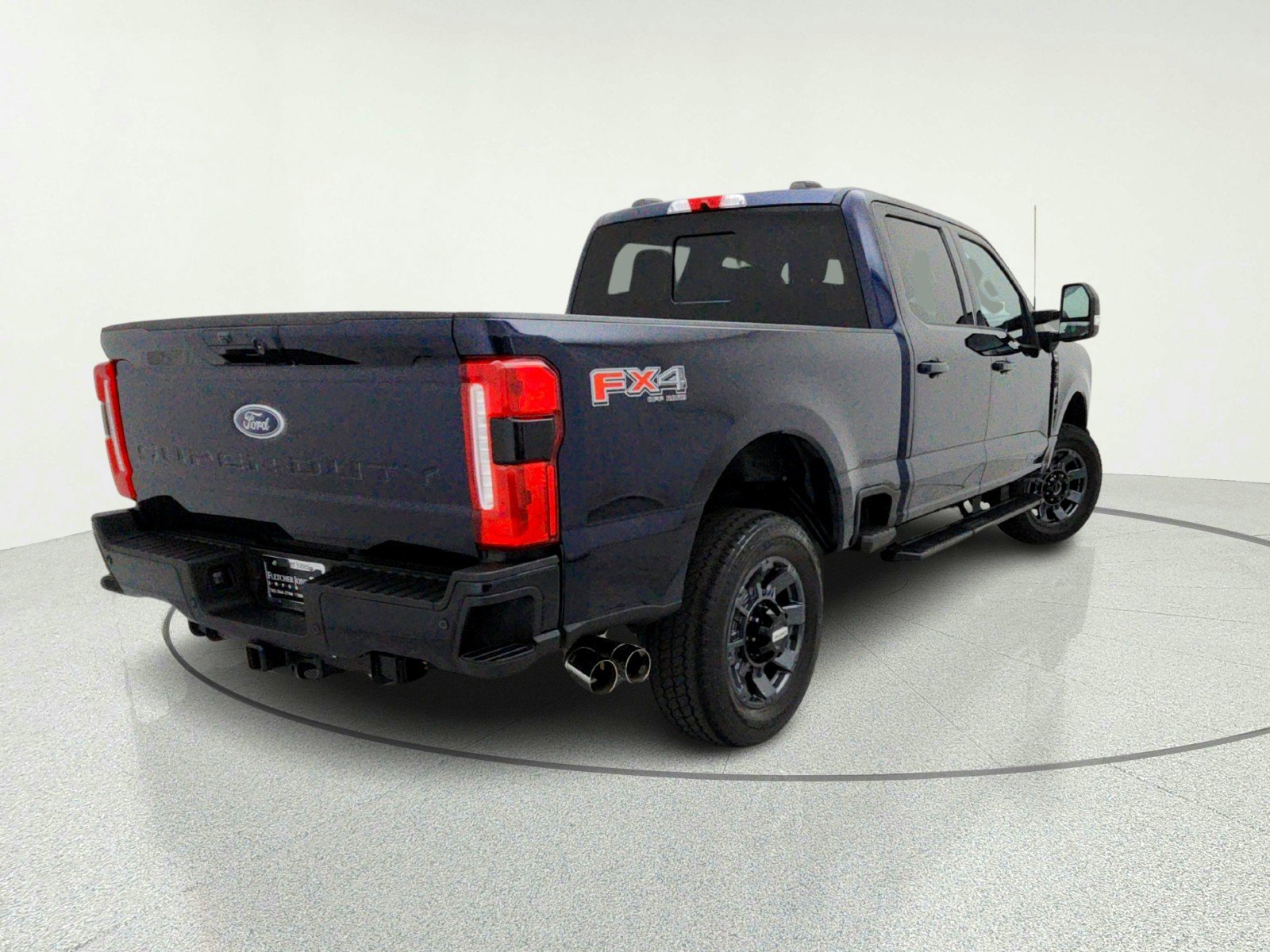 Used 2023 Ford F250 Lariat w/ Sport Appearance Package AWD/4WD image 9