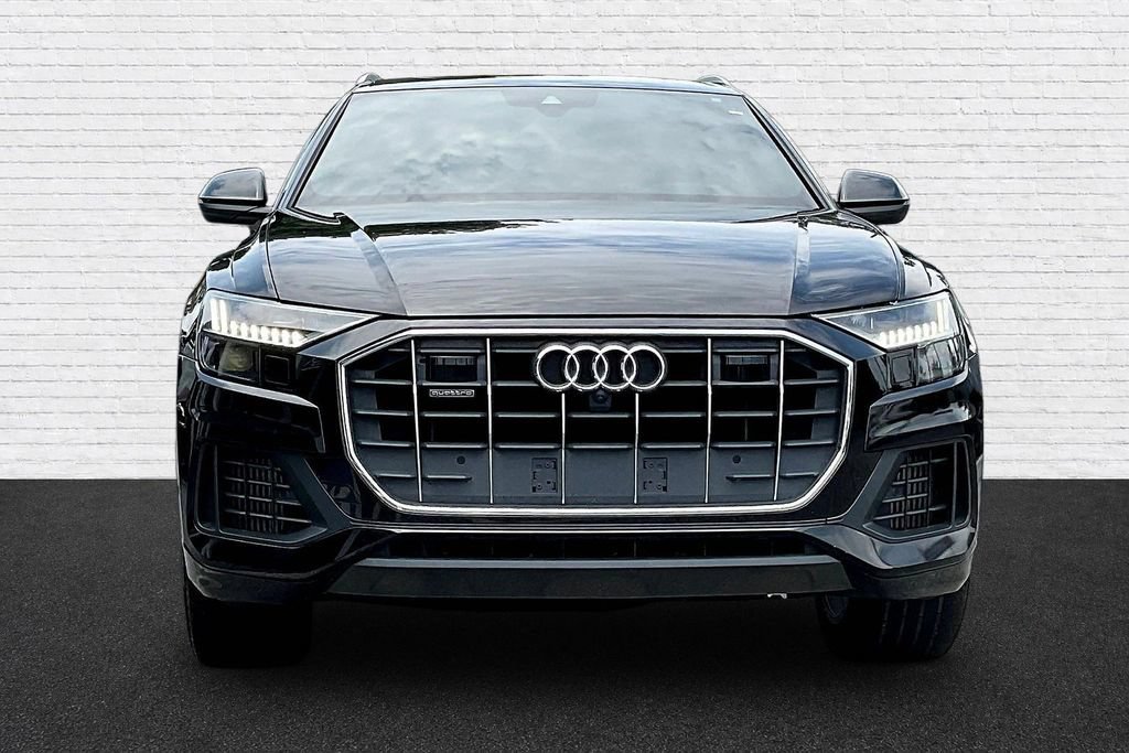 Used 2020 Audi Q8 Premium Plus w/ Premium Plus Package AWD/4WD image 2