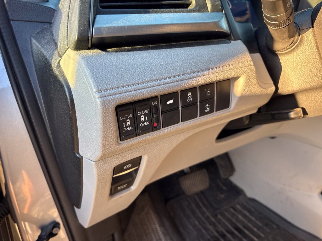 Used 2018 Honda Odyssey EX-L image 20