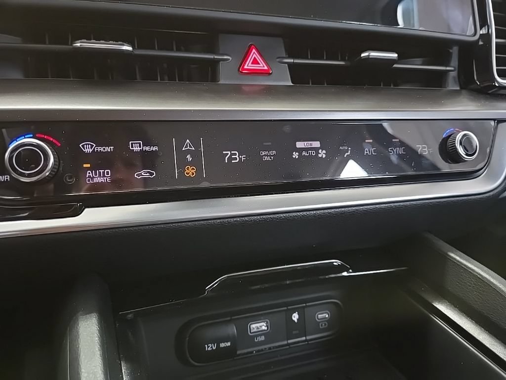 Certified 2023 Kia Sportage EX AWD/4WD image 28