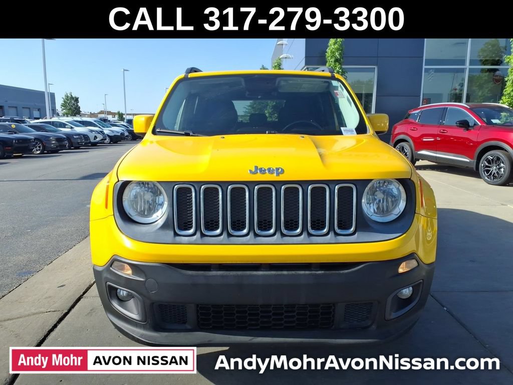 Used 2015 Jeep Renegade Latitude w/ Cold Weather Group II AWD/4WD image 3