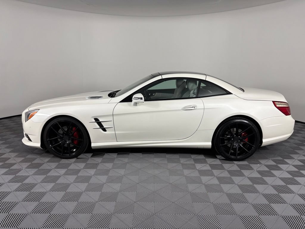 Used 2014 Mercedes-Benz SL 550 image 4