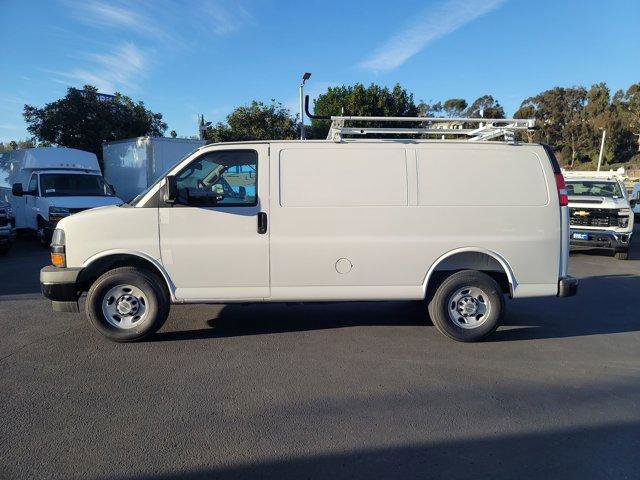 New 2025 Chevrolet Express 2500 w/ Driver Convenience Package RWD image 5