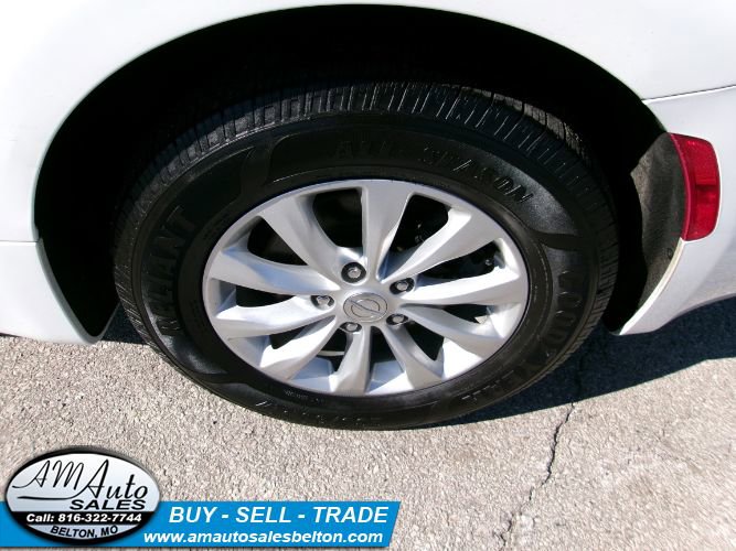 Used 2018 Chrysler Pacifica Touring-L image 22