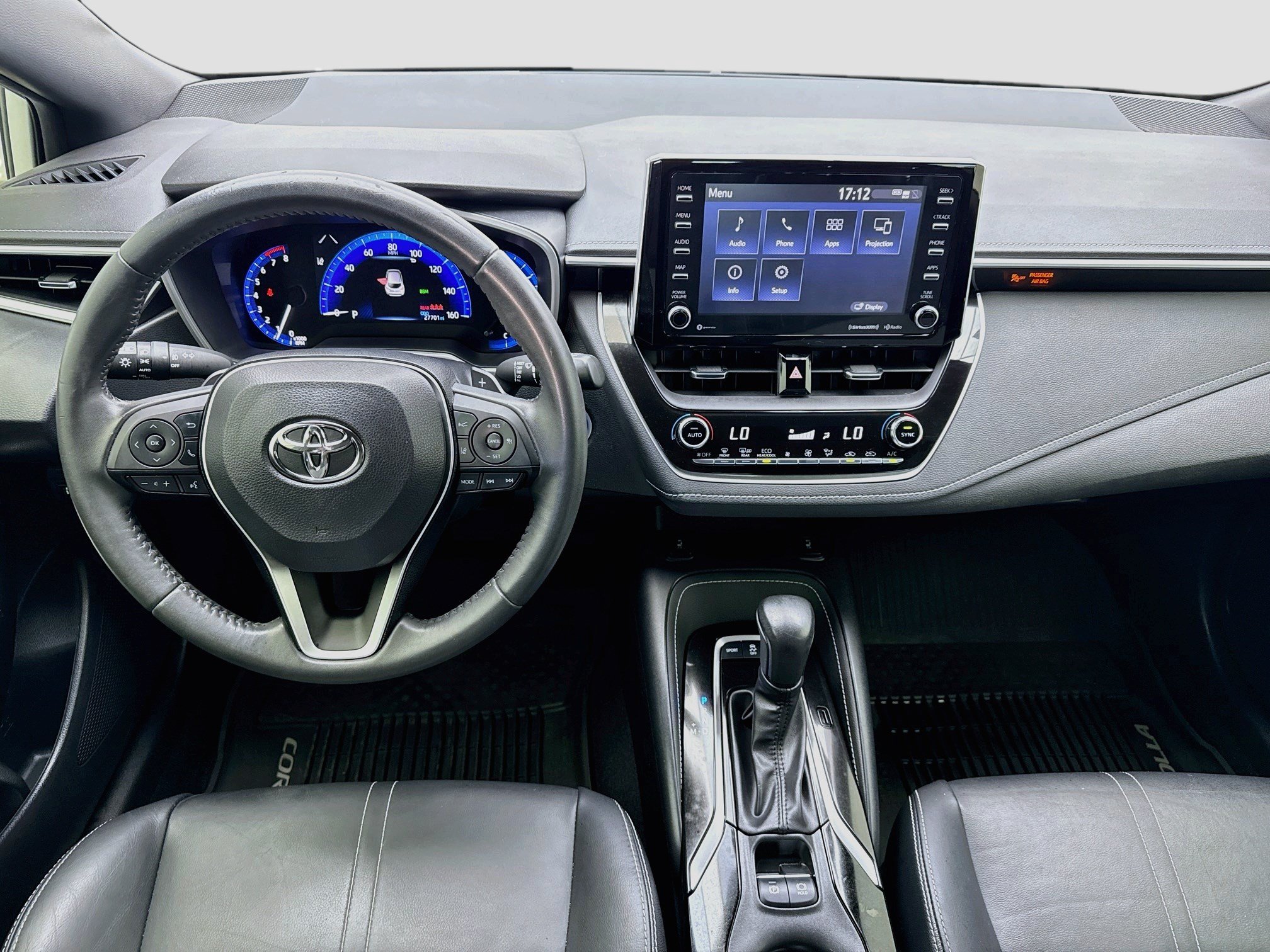 Used 2022 Toyota Corolla XSE FWD image 14