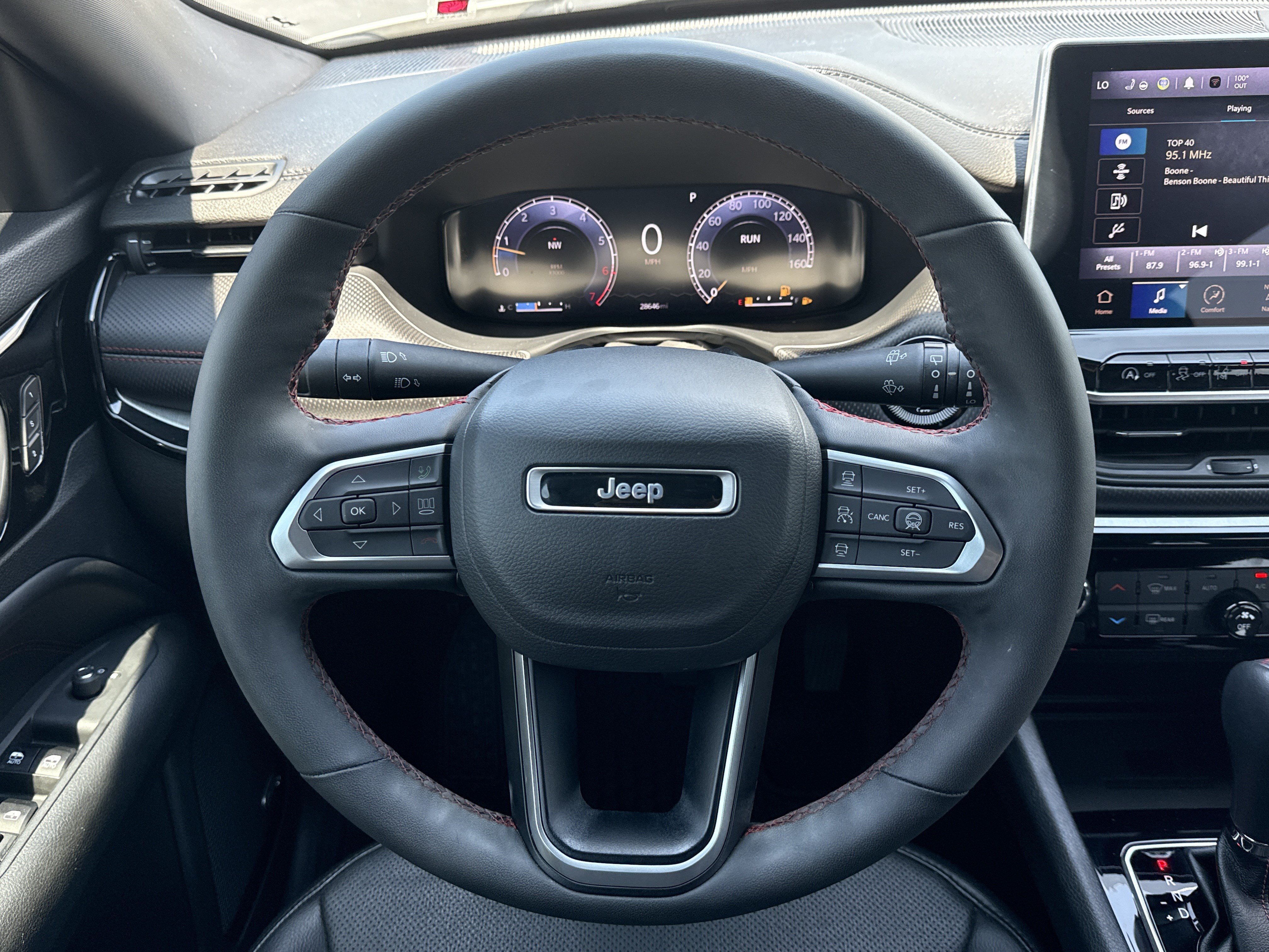 Used 2023 Jeep Compass Trailhawk w/ Trailhawk Elite Group AWD/4WD image 17