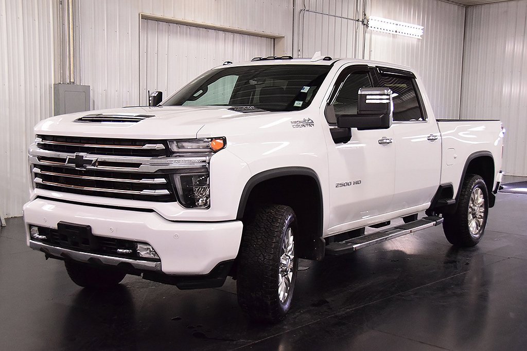Used 2021 Chevrolet Silverado 2500 High Country w/ Z71 Off-Road Package image 3